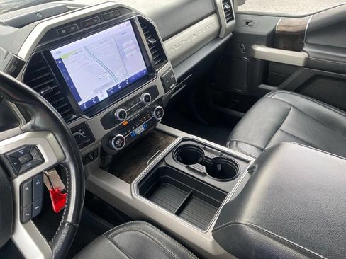 Used 2022 Ford F250 Lariat w/ Lariat Value Package AWD/4WD image 25