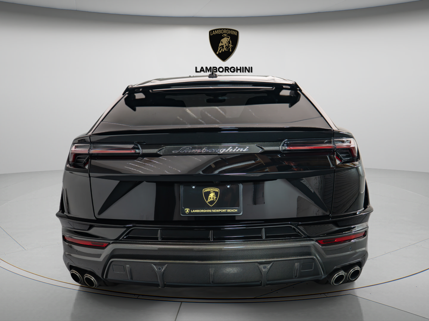Used 2023 Lamborghini Urus Performante AWD/4WD image 5