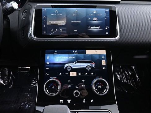 Used 2022 Land Rover Range Rover Velar R-Dynamic S image 26