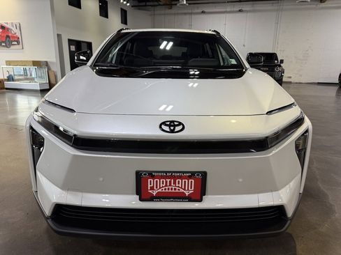 Used 2026 Toyota bZ XLE image 3