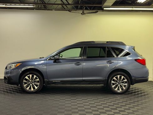 Used 2017 Subaru Outback 2.5i Limited AWD/4WD image 3