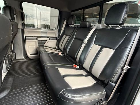 Used 2019 Ford F150 XLT w/ Equipment Group 302A Luxury AWD/4WD image 5