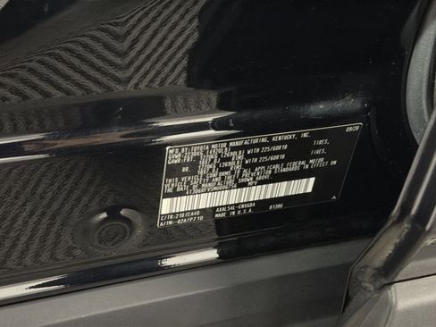 Used 2021 Toyota RAV4 Limited image 29