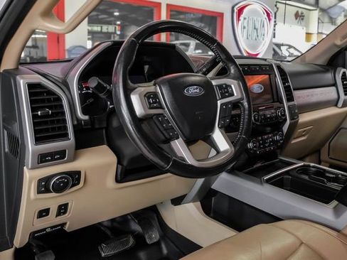 Used 2020 Ford F350 Lariat w/ Lariat Ultimate Package image 5