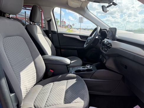 Used 2022 Ford Escape SE FWD image 32