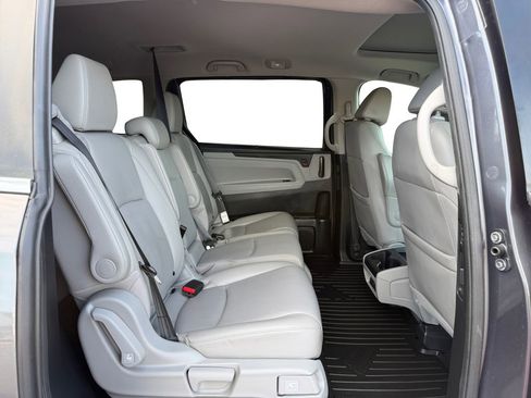 Used 2020 Honda Odyssey EX-L image 5