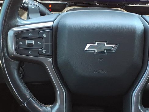 Used 2022 Chevrolet Silverado 1500 ZR2 w/ Technology Package AWD/4WD image 10