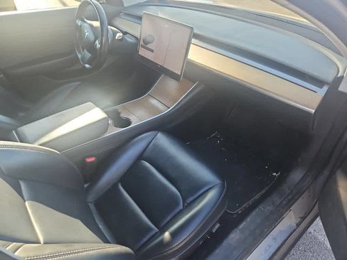 Used 2018 Tesla Model 3 Long Range RWD image 13