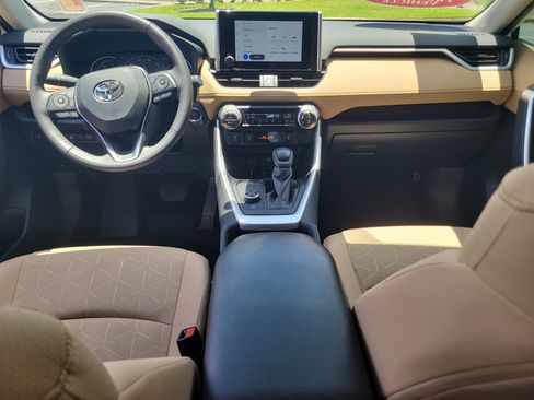 Certified 2024 Toyota RAV4 XLE w/ Convenience Package AWD/4WD image 16