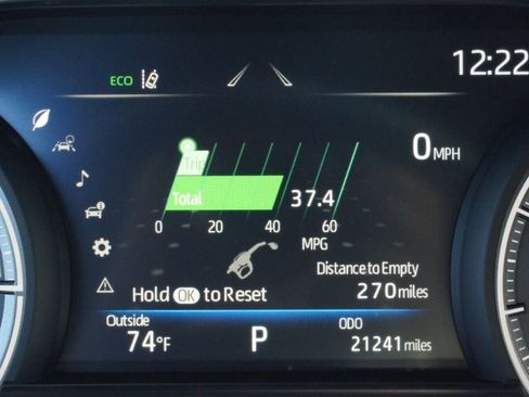 Used 2024 Toyota Venza Nightshade image 4