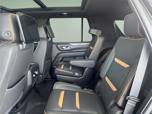 Used 2022 GMC Yukon AT4 w/ AT4 Premium Package image 23
