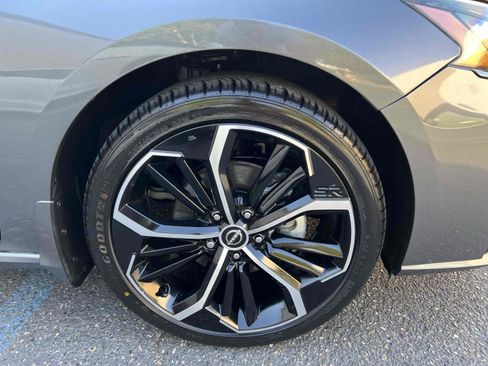 Used 2023 Nissan Altima 2.5 SR w/ SR Premium Package FWD image 79
