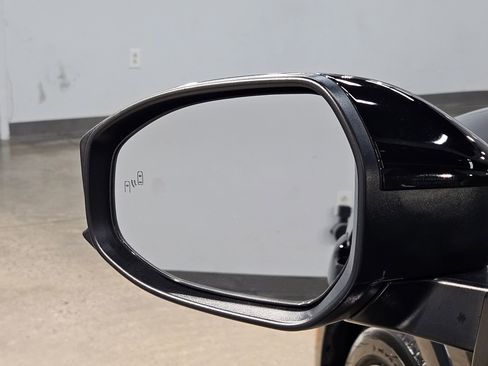 Used 2025 Toyota Prius Limited w/ Limited Premium Package image 22