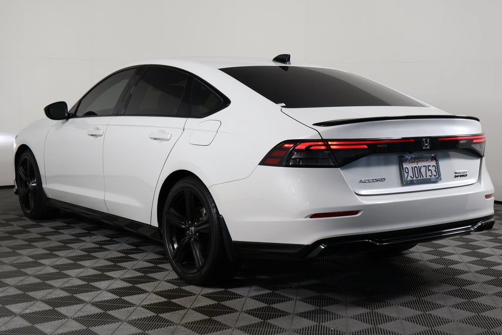 Used 2024 Honda Accord Sport image 6