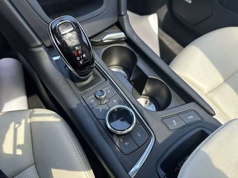 Used 2023 Cadillac XT6 Sport AWD/4WD image 18
