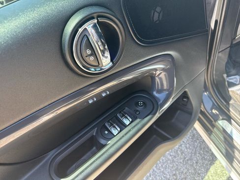 Used 2018 MINI Cooper Countryman S FWD image 13
