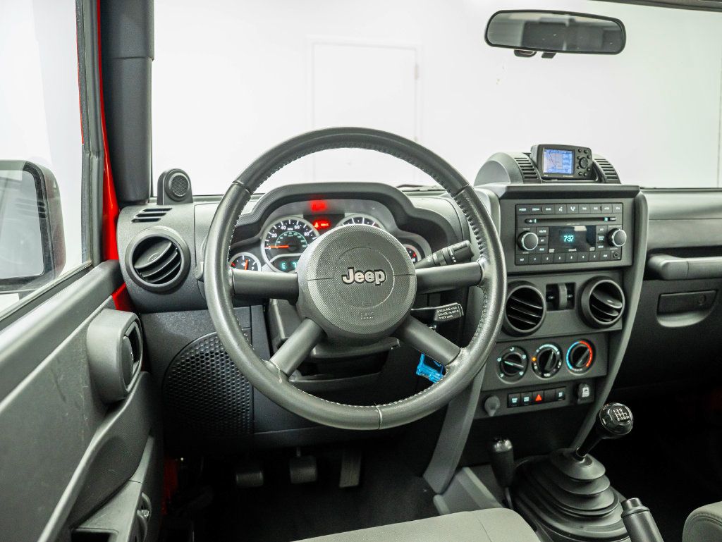 Used 2008 Jeep Wrangler Rubicon w/ Dual Top Group AWD/4WD image 29