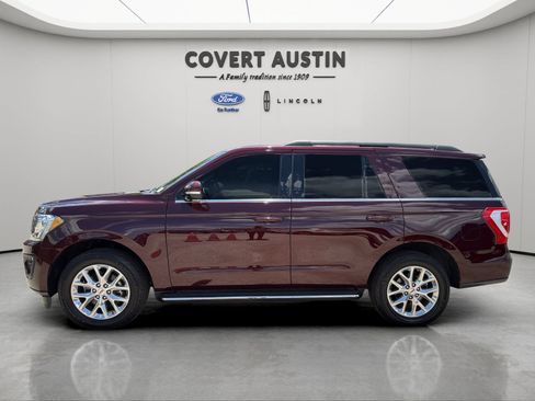 Certified 2021 Ford Expedition XLT RWD image 2