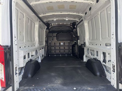 Used 2020 Ford Transit 250 Medium Roof RWD image 14