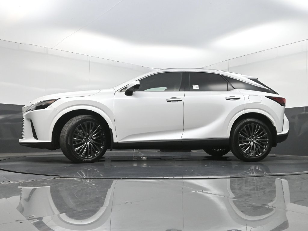 Used 2023 Lexus RX 350 FWD w/ Cold Area Package image 29