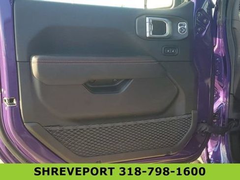 Used 2026 Jeep Wrangler Unlimited Rubicon AWD/4WD image 37