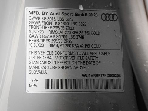 Used 2024 Audi RS Q8 image 38