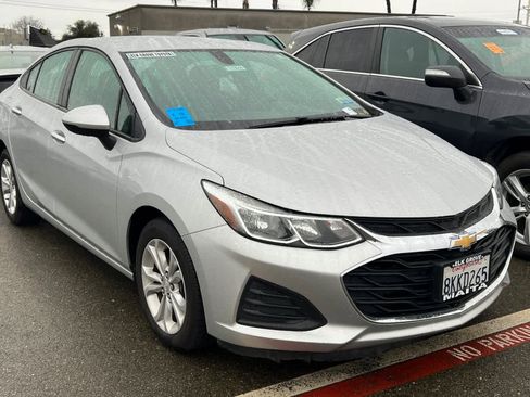 Used 2019 Chevrolet Cruze LS w/ LS Convenience Package image 3