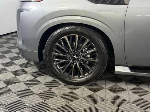 Used 2025 INFINITI QX80 Autograph AWD/4WD image 13