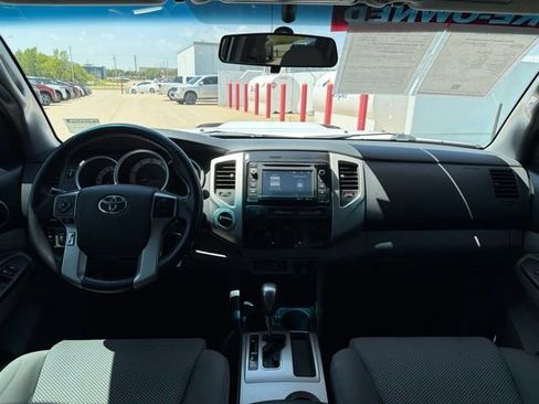 Used 2015 Toyota Tacoma 4x4 Double Cab w/ TRD Sport Package image 27