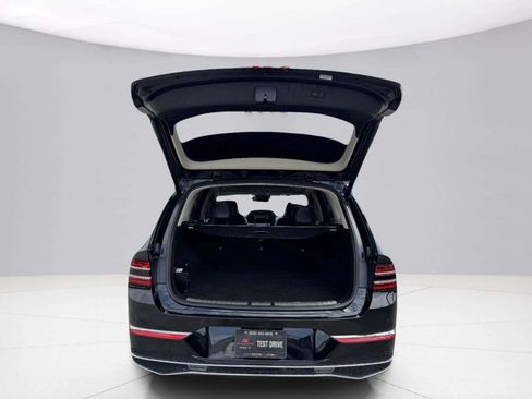 Used 2025 Genesis GV80 2.5T Prestige AWD/4WD image 61
