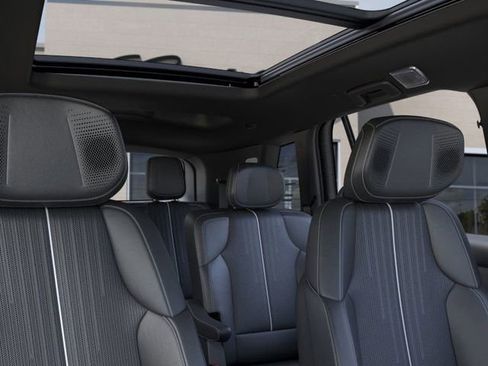 New 2026 Cadillac Vistiq Sport image 26