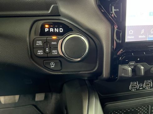 New 2026 RAM 1500 Big Horn AWD/4WD image 18