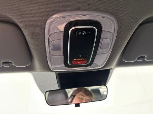 Used 2023 Hyundai Elantra SEL image 24