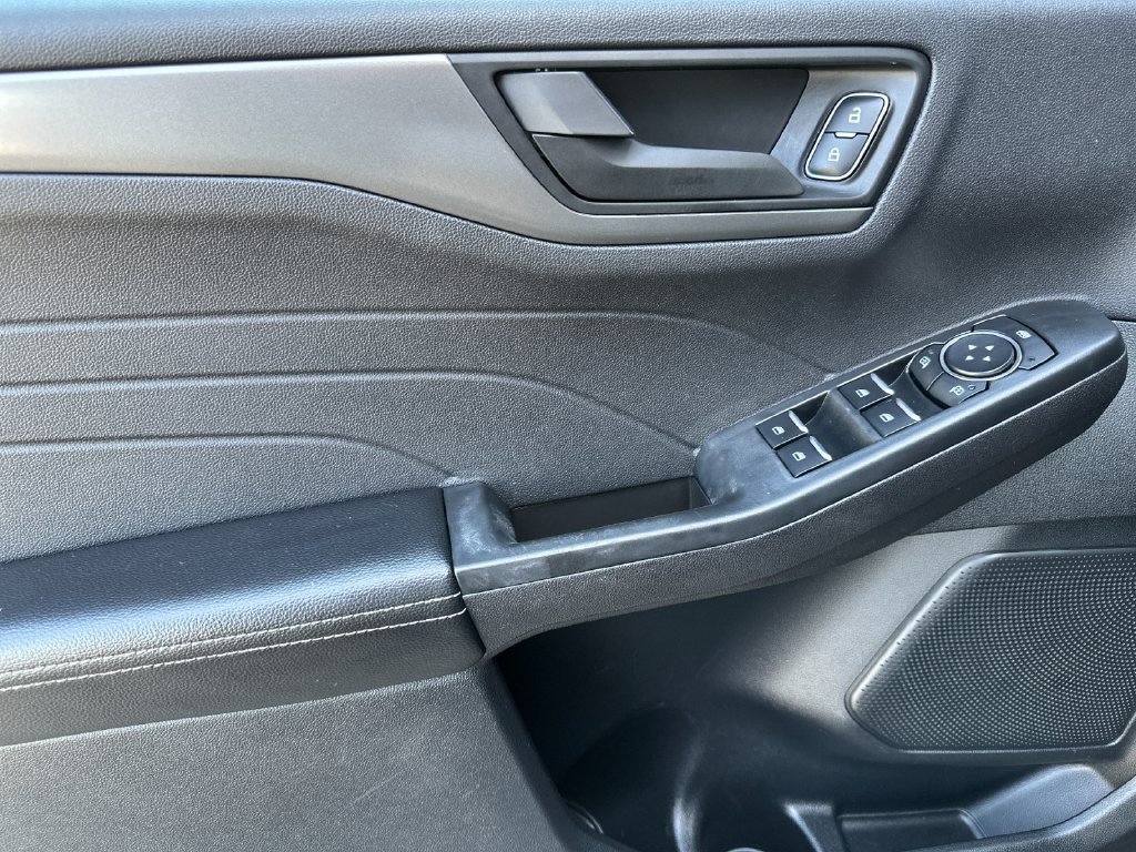 Certified 2025 Ford Escape Active FWD image 10