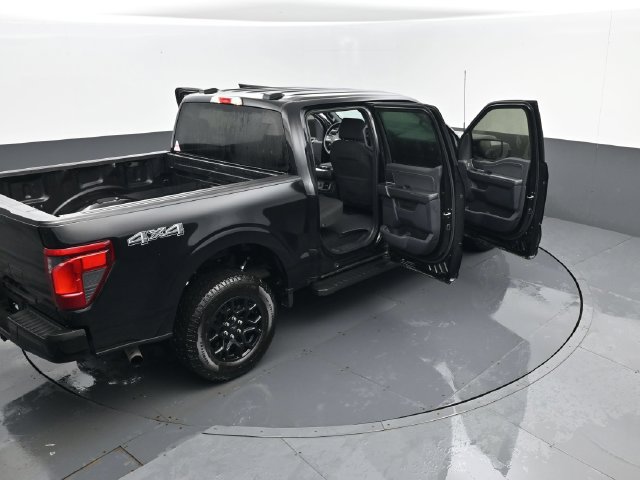 Used 2024 Ford F150 XLT w/ XLT Black Appearance Package AWD/4WD image 23