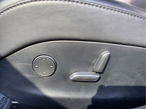 Used 2020 Tesla Model S Performance image 20