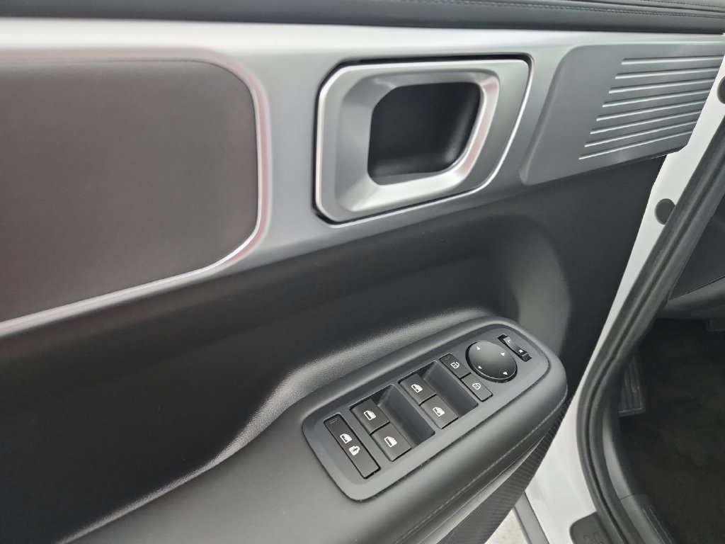 Used 2026 Hyundai Santa Fe SEL FWD image 23