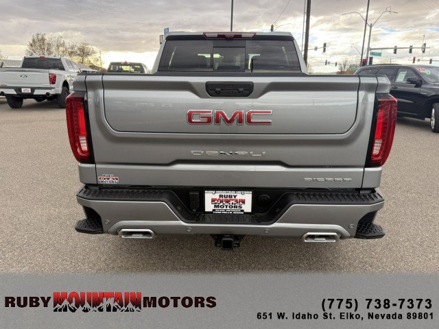 Used 2026 GMC Sierra 1500 Denali AWD/4WD image 6