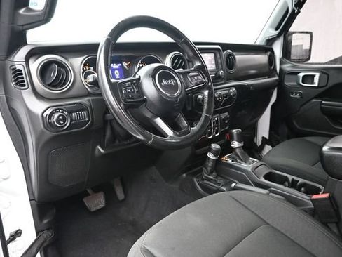 Used 2021 Jeep Gladiator Sport AWD/4WD image 20