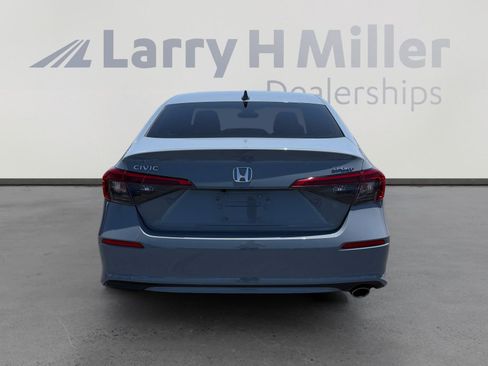 Used 2022 Honda Civic Sport image 4