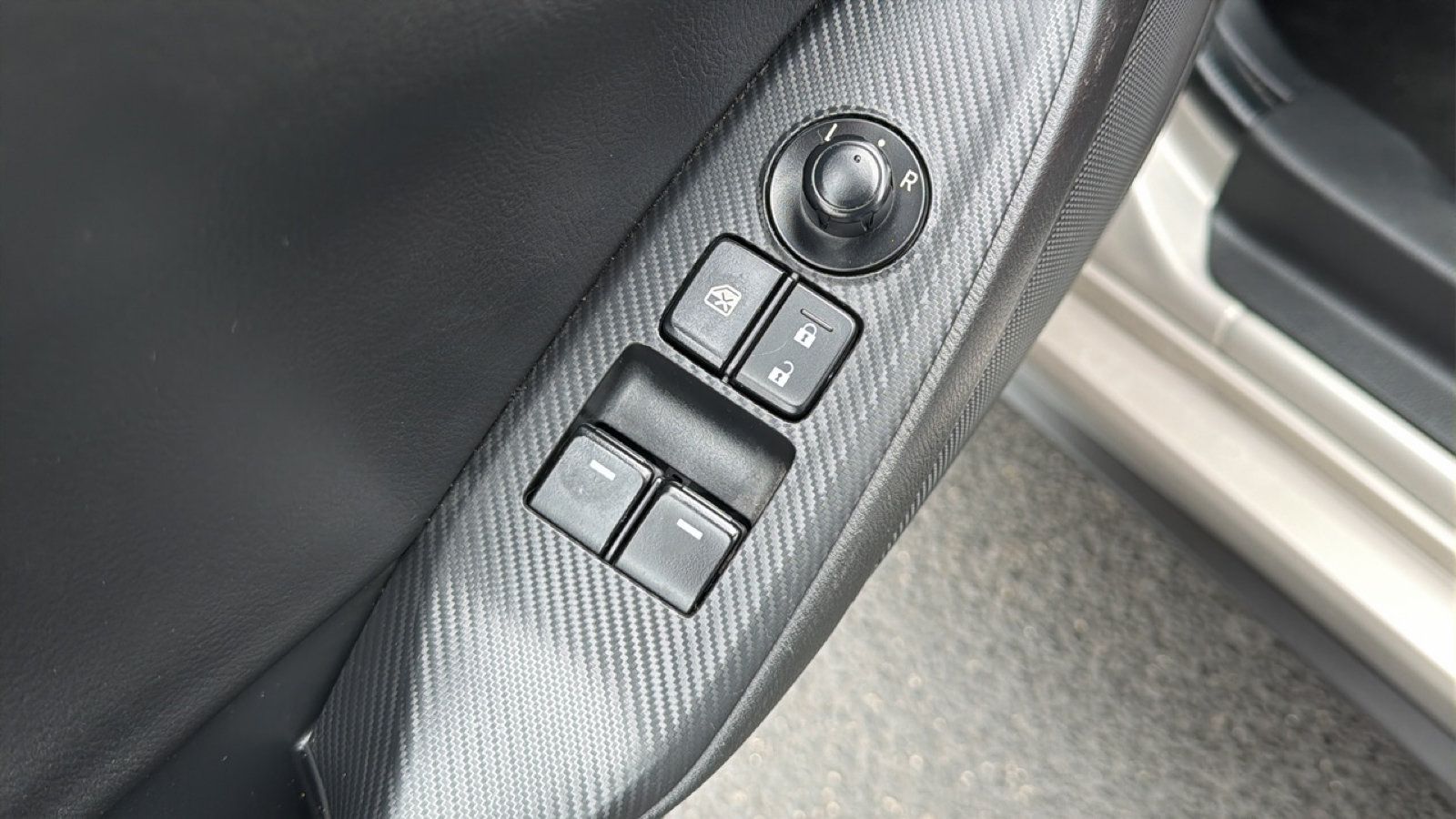 Used 2023 MAZDA MX-5 Miata Grand Touring RWD image 16