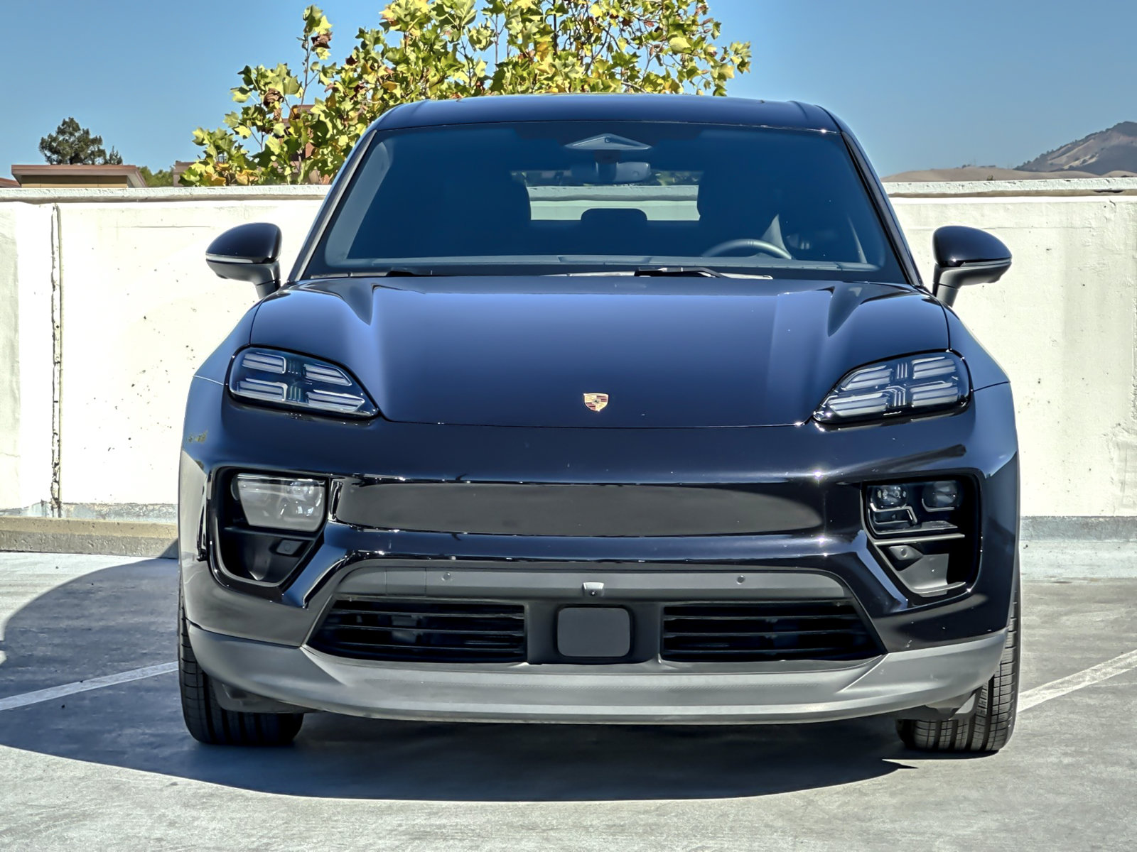Used 2026 Porsche Macan 4 Electric AWD/4WD image 12