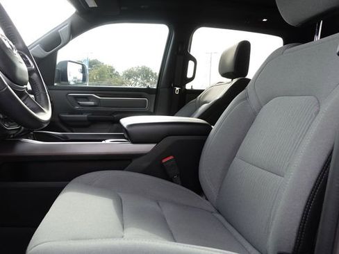 Used 2021 RAM 1500 Big Horn image 14