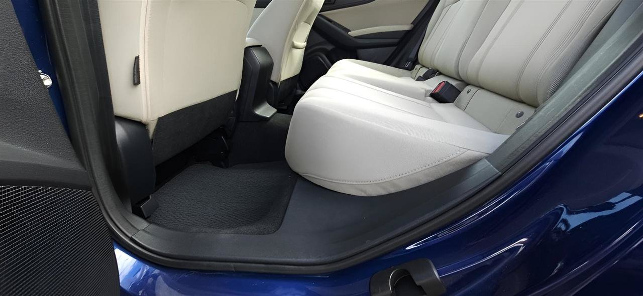 Used 2018 Subaru Impreza 2.0i Premium w/ Eyesight & BSD & Rcta AWD/4WD image 22