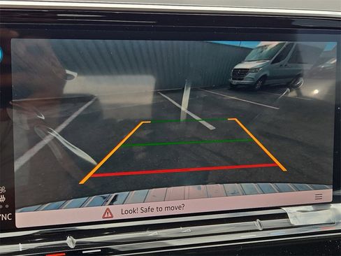 New 2026 Volkswagen Atlas SE image 20