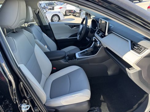 New 2025 Toyota RAV4 XLE Premium image 8