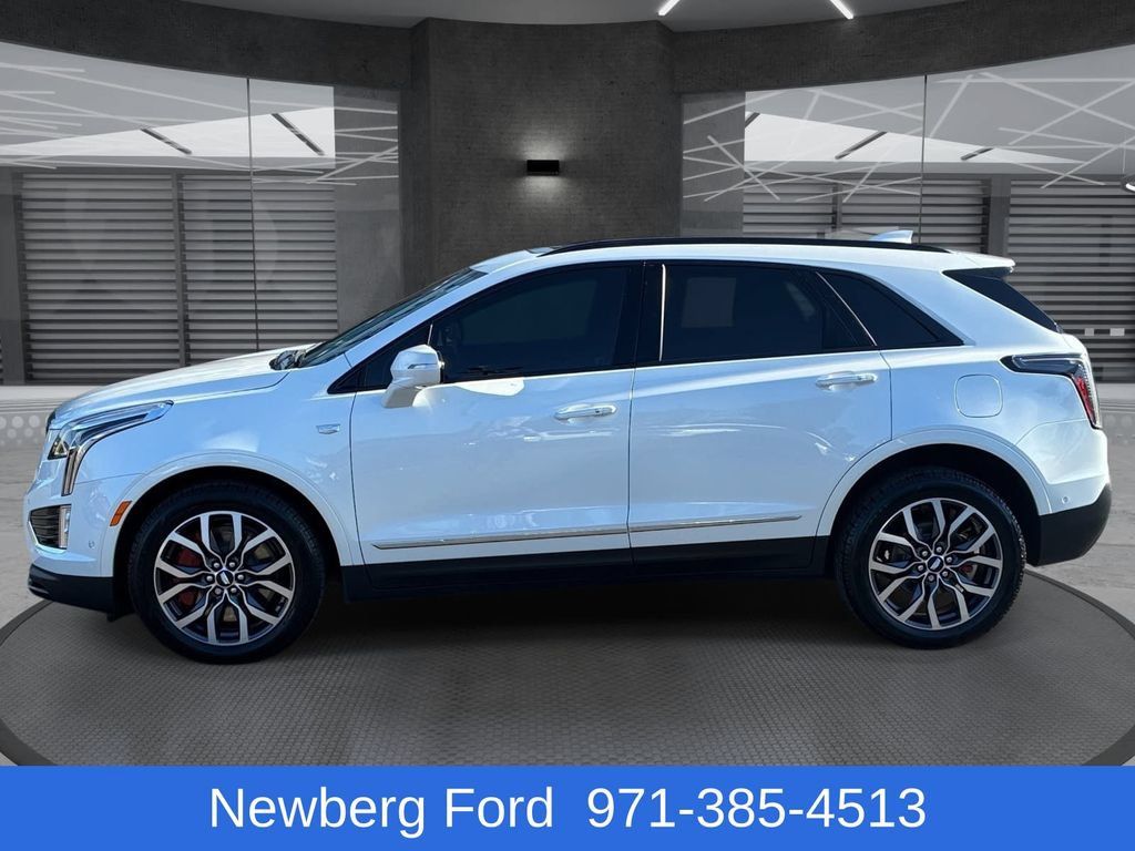 Used 2024 Cadillac XT5 Sportv w/ Platinum Package AWD/4WD image 8
