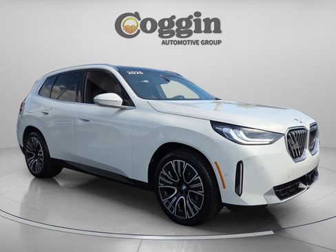 Certified 2025 BMW X3 xDrive30i w/ Convenience Package image 8