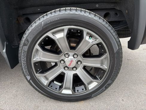 Used 2016 GMC Sierra 1500 Denali w/ Denali Ultimate Package image 13