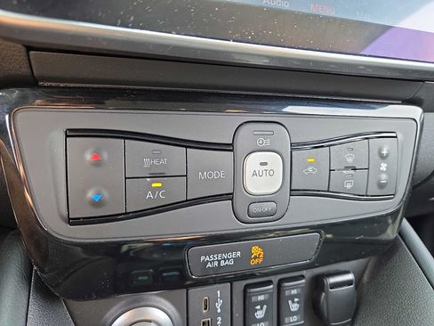 Used 2024 Nissan Leaf SV Plus FWD image 16